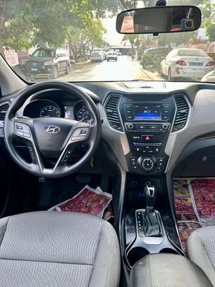 Hyndai Santafe sport image 5