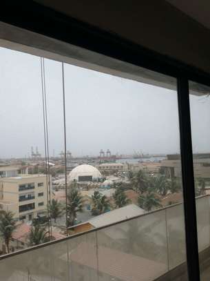 Appartement F4 haut standing à louer à Dakar Plateau image 2