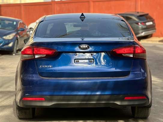 Kia fortè 2018 essence automatique image 5