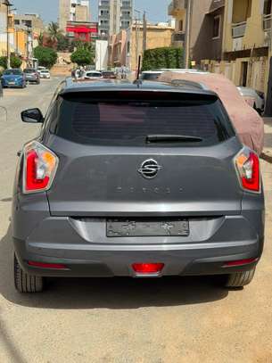Sang yong Tivoli 2018 image 8