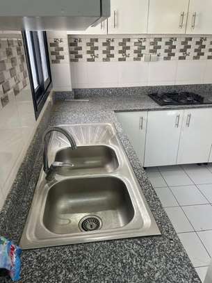 APPARTEMENT image 6