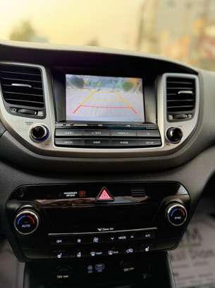 Chevrolet sonic Année 2018 image 7
