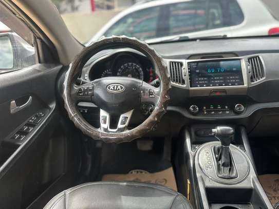 Kia sportage 2011 image 4