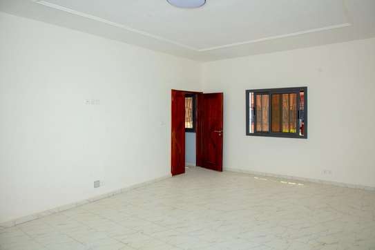 Appartement 3 chambres au 1er étage  - Liberté 6 image 6