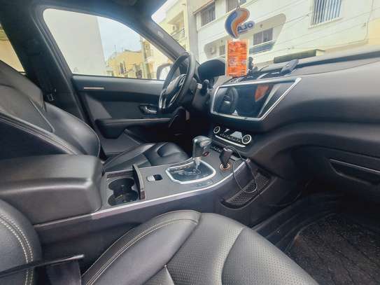 Range rover evoque land wind 2016 image 5
