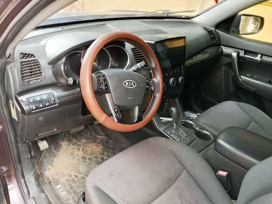 Kia sorento image 4