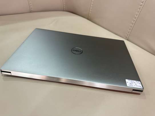 Dell Precision 5550 image 11
