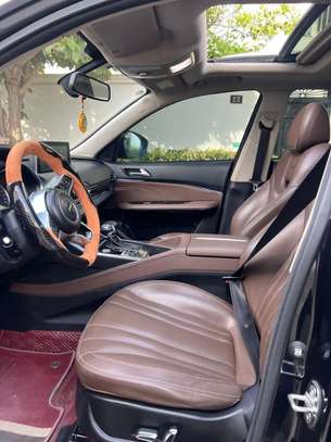 Zotye auto T500 image 2