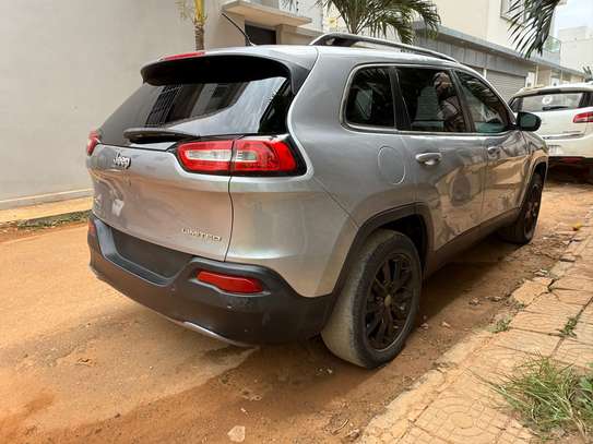 Jeep Cherokee 2018 image 10