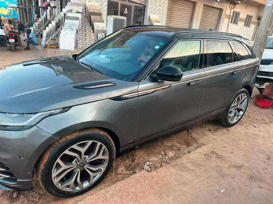 Land Rover Range Rover  Velar Diesel image 3