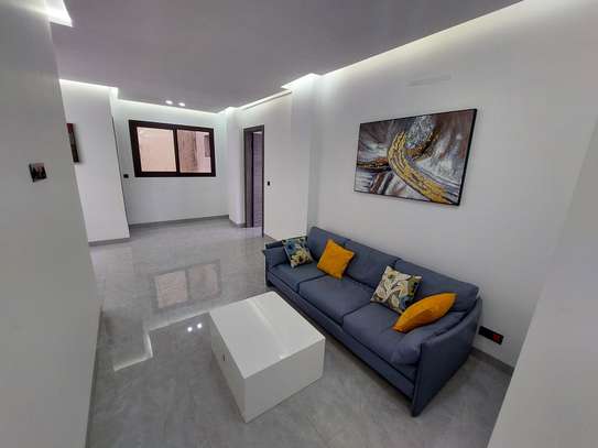 À vendre à Mermoz – Superbe F4 d’angle de 230 m² image 8