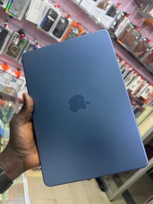 Apple MacBook neo image 3