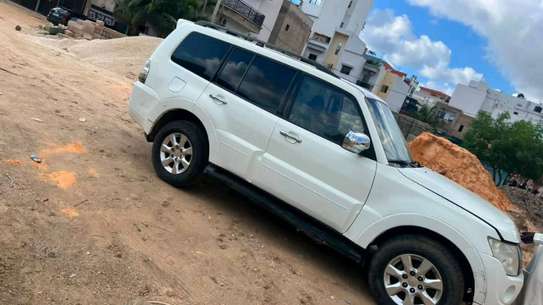Mitsubishi Pajero 7place année 2015 image 4