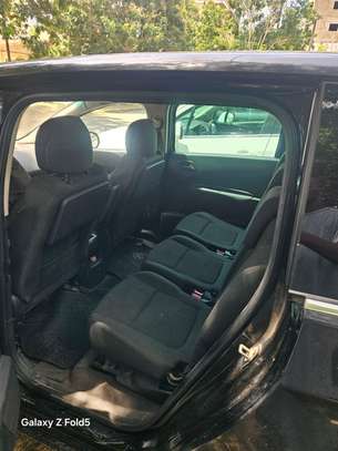 Peugeot 5008 image 5