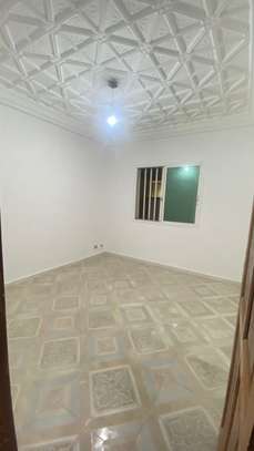appartement F4 a louer DJILY MBAYE image 3