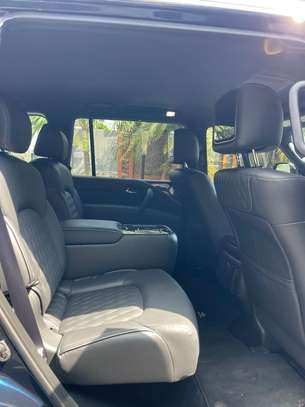 Infiniti QX80 SUV Bleu Nuit ANNÉE: 2024 image 5