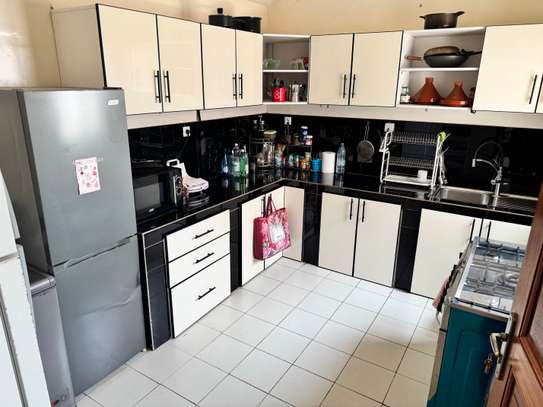 Très grand appartement entièrement meublé au plateau image 5