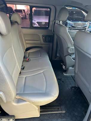 Hyundai Starex Fourgon 5 places manuelle image 6