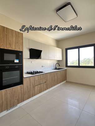 À louer – Superbe appartement F4 vue/mer à Yoff Océan image 6