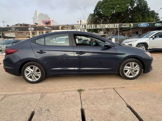 hyundai elantra 2020 image 3