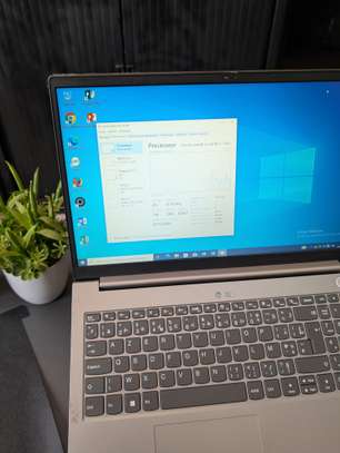 Lenovo i7 11th gen / NVIDIA /256gb / 16gb ram image 6