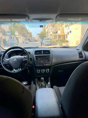 Mitsubishi Outlander nouveau modèle image 2