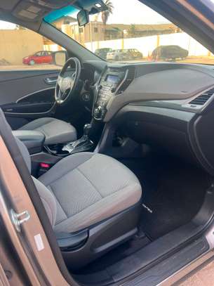 Hyundai Santafe 2016 image 4
