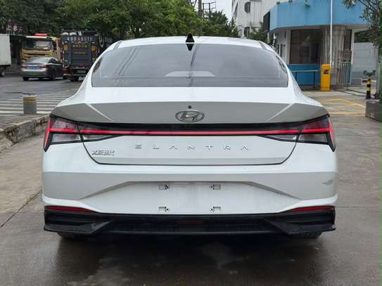 Hyundai Elantra 2020 image 2