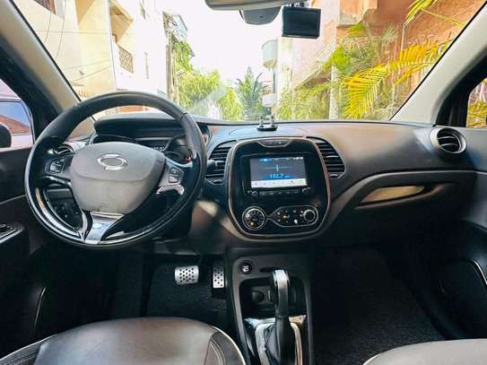 Renault QM3 2016 image 13