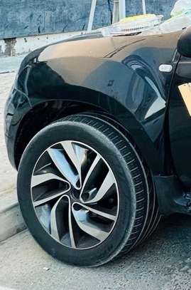Renault Duster essence automatique 4sylindres image 3