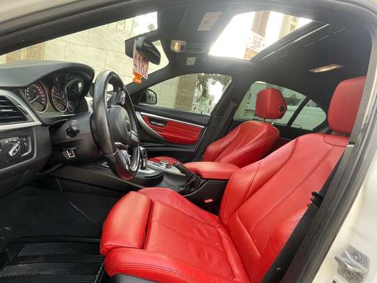 BMW 3301 2018 image 12