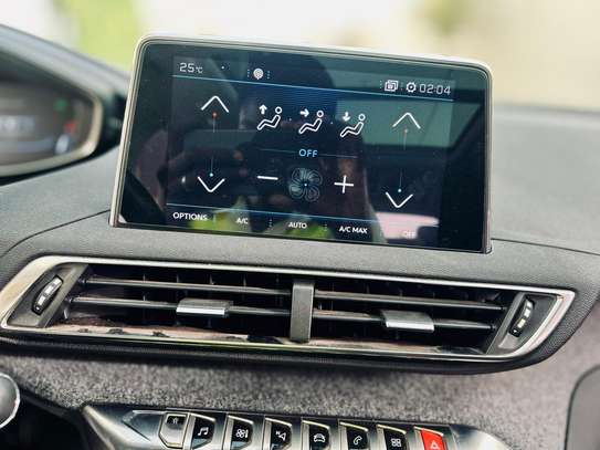 Peugeot 4008 année 2018 image 9
