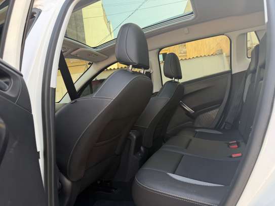 Peugeot 2008 image 6