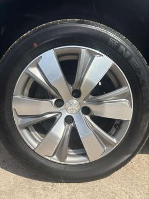 Peugeot 2008 Année 2016  Diesel  Moteur 1.6 image 2