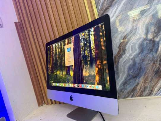 iMac slim 21.5Pouce 2019 core i7 image 2