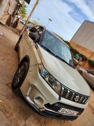 Suzuki vitara image 3
