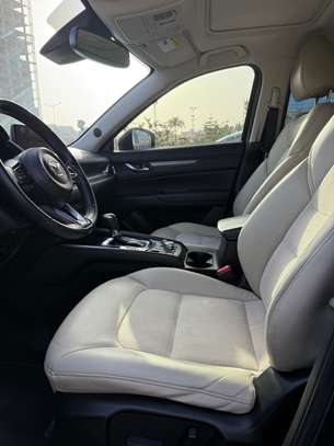 Mazda CX-5 2018 SUV  GT image 6