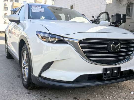 Mazda cx-9 touring 2019 full option image 2