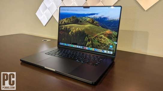 MacBook pro M3 image 2