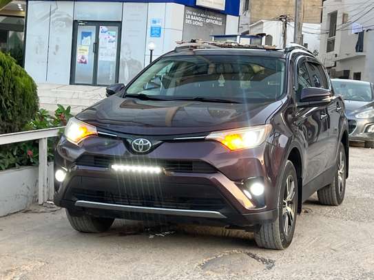 Toyota Rav4 Xle image 14