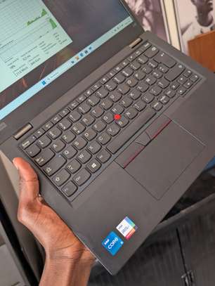 Lenovo i5 11th/ 256gb / 8gb ram image 4