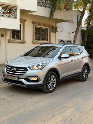 Hyundai Santa Fe image 2
