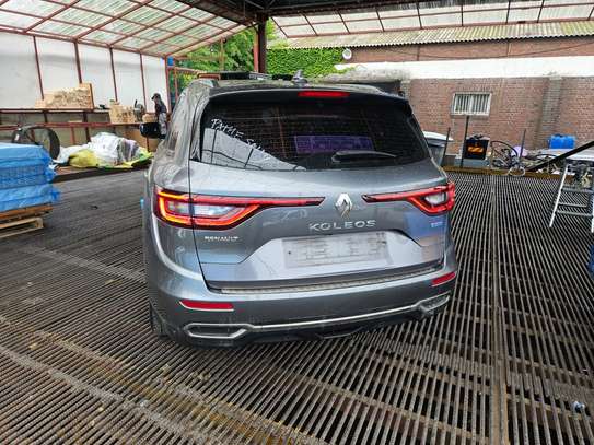 Renault koleos sous douane modèle 2017 image 2