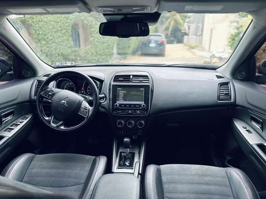 Mitsubishi outlander sport année 2022 image 11