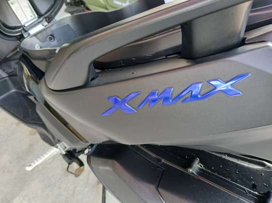 🔥 Yamaha XMAX 300 2025 Neuf – Seulement 1 600 km image 5