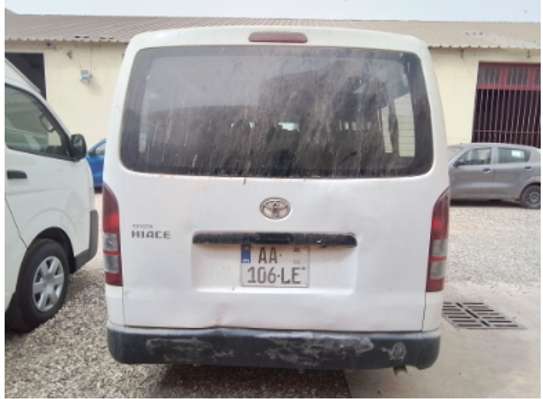 LOCATION TOYOTA HIACE 2022 image 6