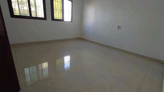 Villa a usage habitation ou commerciale image 10