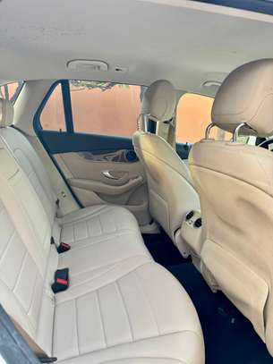 Mercedes GLC300 2017 image 6