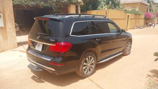 Mercedes GL450 4matic image 6