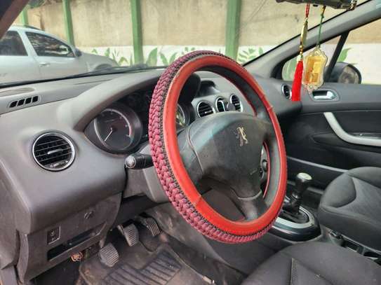 Peugeot 308 image 8
